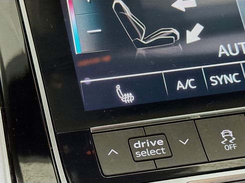 Used 2021 Audi Q7 2.0T Premium w/ Convenience Package image 4