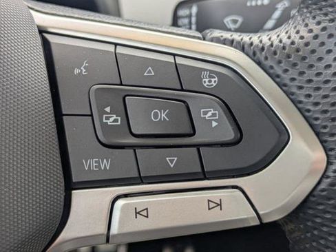 Used 2022 Volkswagen Atlas SEL Premium AWD/4WD image 30