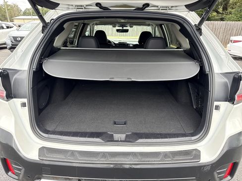 Used 2020 Subaru Outback Limited image 33