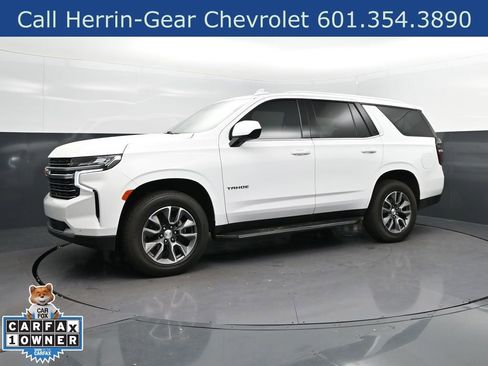 Used 2024 Chevrolet Tahoe LT RWD image 3