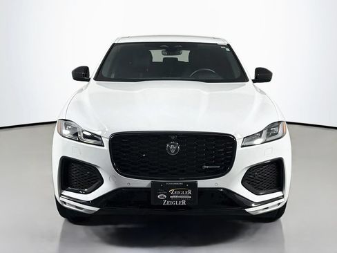 Certified 2025 Jaguar F-PACE R-Dynamic S AWD/4WD image 2