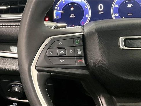 Used 2024 Jeep Grand Cherokee Altitude image 11