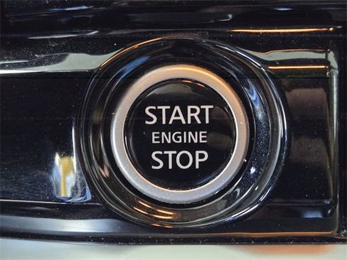 Used 2023 Nissan Pathfinder Platinum w/ Cargo Package image 20