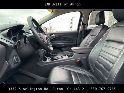 Used 2019 Ford Escape SEL image 40