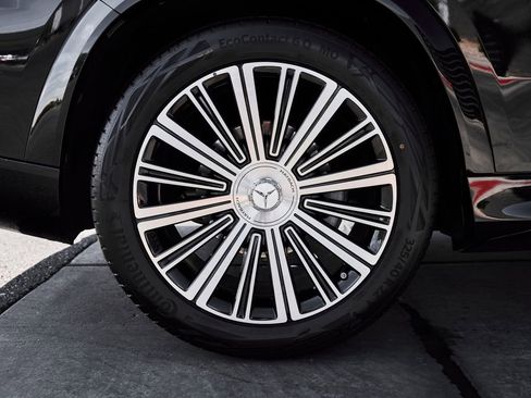 Used 2026 Mercedes-Benz Maybach GLS 600 4MATIC image 21