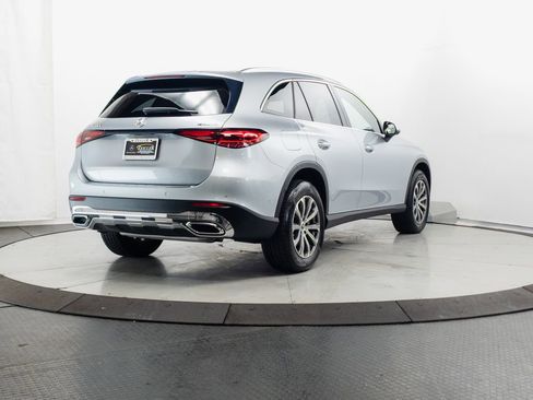 Used 2024 Mercedes-Benz GLC 300 4MATIC w/ Driver Assistance Package image 35