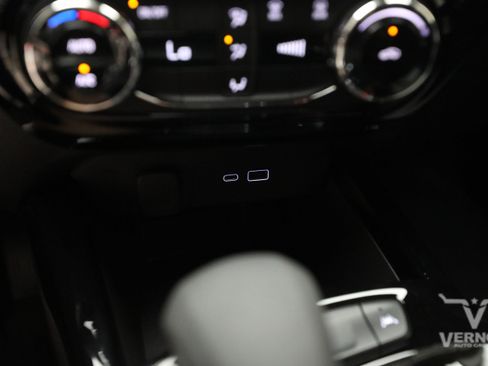 New 2026 Chevrolet Trax LT FWD image 24