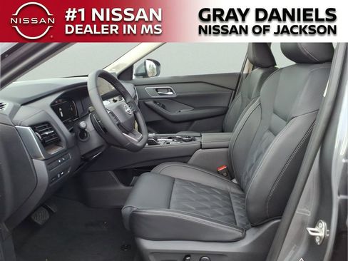 New 2026 Nissan Rogue Platinum AWD/4WD image 22