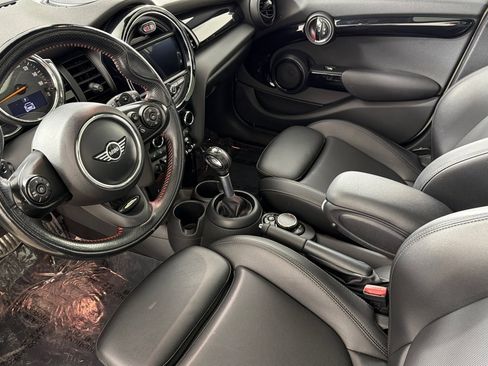 Used 2019 MINI Cooper S FWD image 9