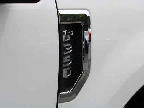 Used 2018 Ford F350 XLT AWD/4WD image 23