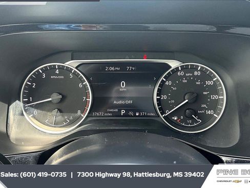 Used 2025 Nissan Pathfinder SV image 14