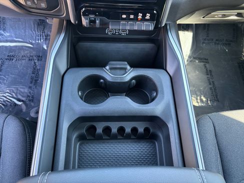 Used 2026 RAM 3500 Big Horn AWD/4WD image 23