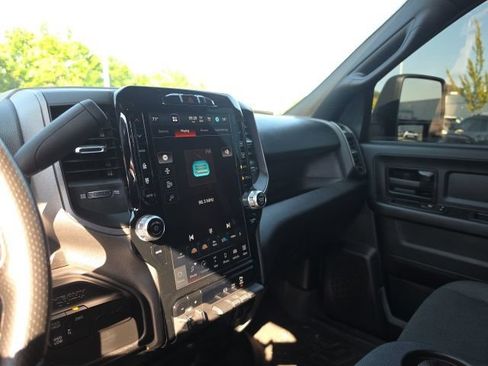 Used 2024 RAM 2500 Tradesman w/ Chrome Appearance Group AWD/4WD image 22