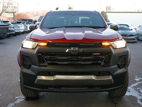 Used 2025 Chevrolet Colorado Trail Boss AWD/4WD image 8