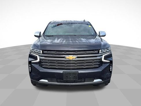Used 2023 Chevrolet Suburban Premier RWD image 2