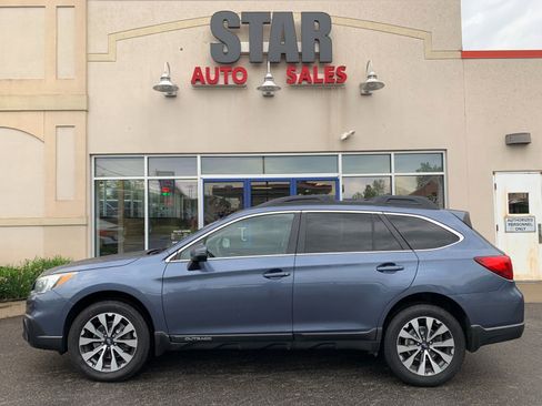 Used 2016 Subaru Outback 2.5i Limited AWD/4WD image 4