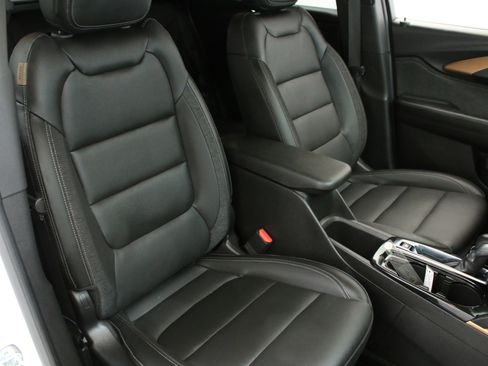 Used 2023 Chevrolet TrailBlazer ACTIV w/ Sun and Liftgate Package AWD/4WD image 25
