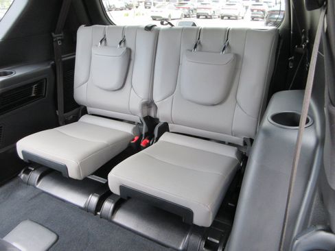 Used 2023 Lexus GX 460 w/ Black Line Special Edition AWD/4WD image 19