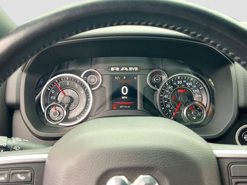 Certified 2019 RAM 2500 Big Horn AWD/4WD image 12