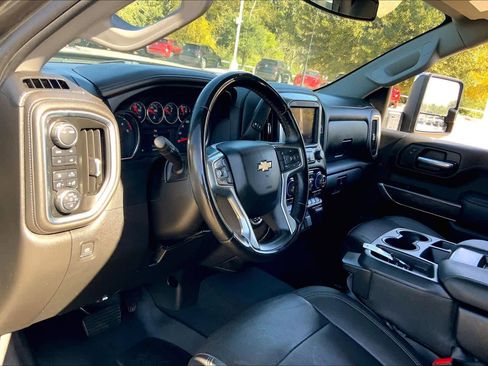 Used 2023 Chevrolet Silverado 3500 LTZ w/ Gooseneck/5TH Wheel Package image 16