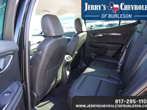 Used 2025 Buick Envision Preferred image 6