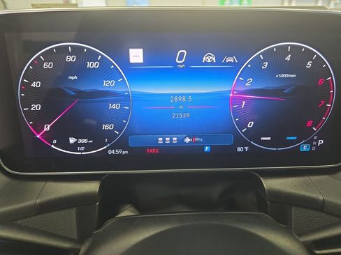 Certified 2025 Mercedes-Benz GLC 300 4MATIC image 23