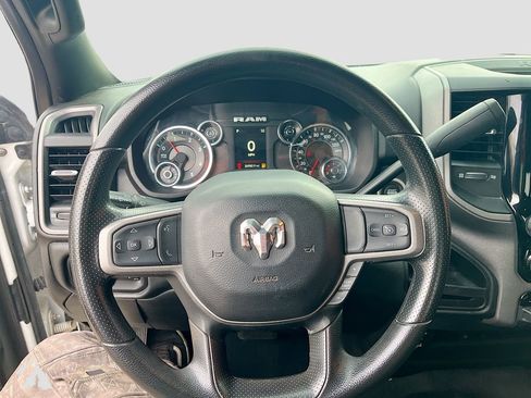 Used 2024 RAM 2500 Tradesman w/ Chrome Appearance Group image 11