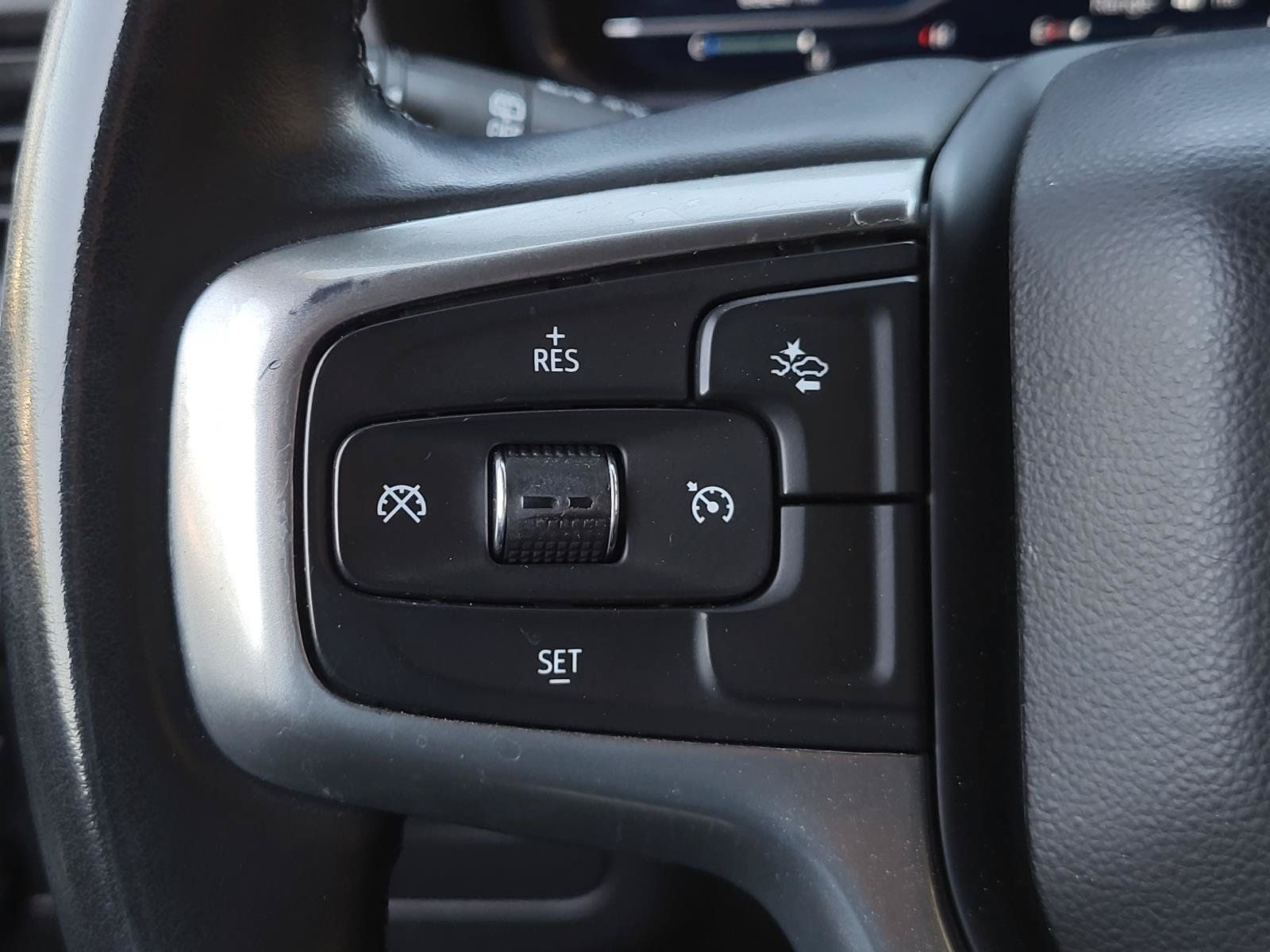 Used 2023 Chevrolet Tahoe Z71 AWD/4WD image 29