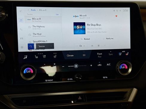 Used 2025 Lexus RX 350 Premium w/ Accessory Package (Z1) FWD image 11
