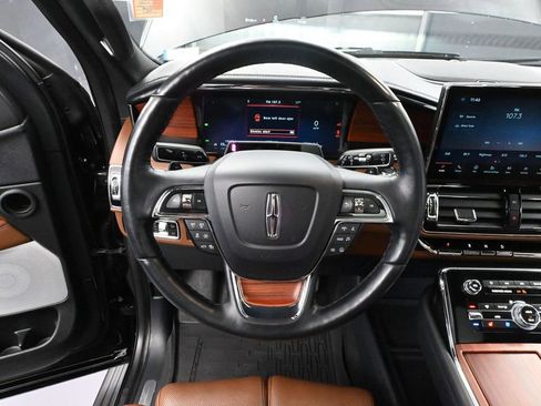 Used 2024 Lincoln Navigator Reserve w/ Equipment Group 201A image 27