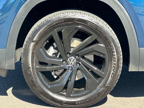 Used 2022 Volkswagen Atlas SE AWD/4WD image 32