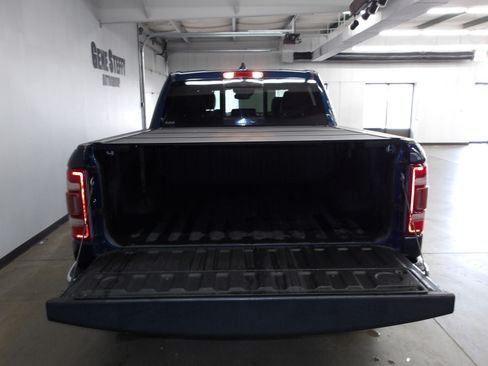 Used 2021 RAM 1500 Limited AWD/4WD image 19