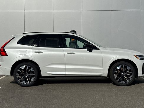 New 2026 Volvo XC60 T8 Plus w/ Climate Package image 6