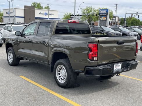 Used 2024 Chevrolet Colorado W/T RWD image 5