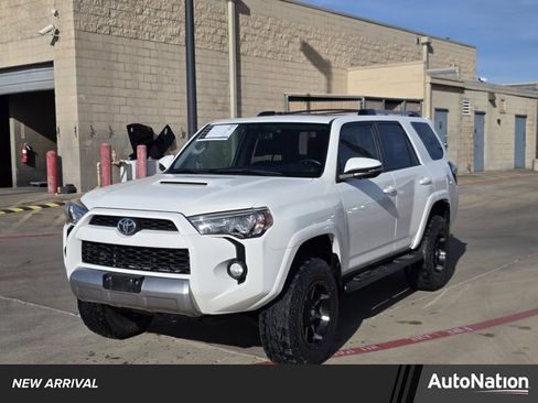 Used 2016 Toyota 4Runner Trail Premium image 1