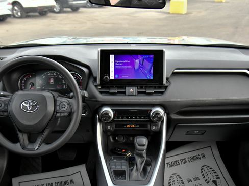 Used 2023 Toyota RAV4 XLE image 38