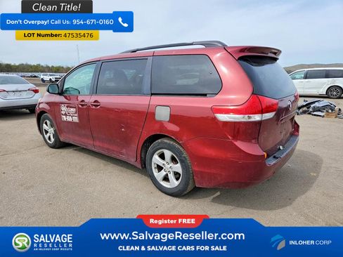 Used 2013 Toyota Sienna LE image 3