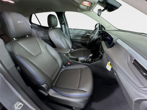 New 2026 Buick Encore GX Sport Touring w/ Advanced Technology Package FWD image 27