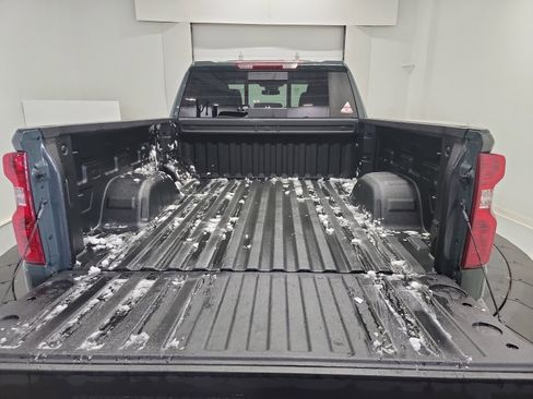 Used 2025 Chevrolet Silverado 1500 LT w/ Convenience Package II image 25