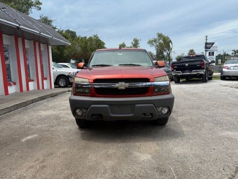 Used 2002 Chevrolet Avalanche 2WD image 3