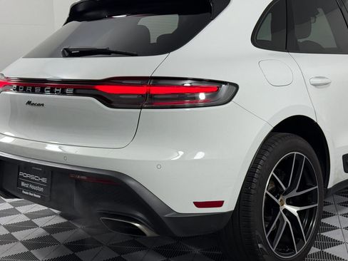 Used 2022 Porsche Macan image 13