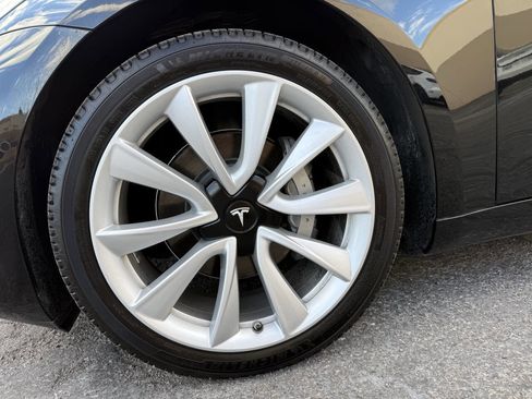 Used 2019 Tesla Model 3 Standard Range Plus image 31