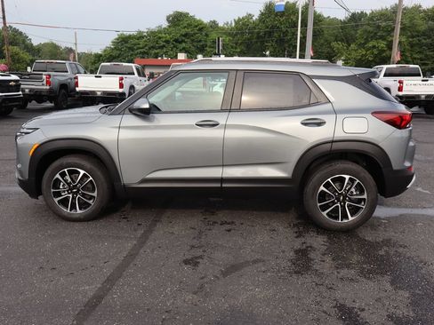 New 2026 Chevrolet TrailBlazer LT w/ Convenience Package AWD/4WD image 25