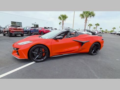 New 2026 Chevrolet Corvette E-Ray image 13
