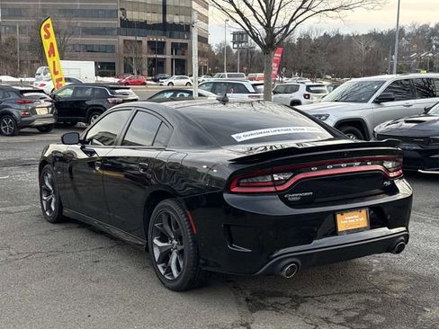 Used 2019 Dodge Charger R/T image 4