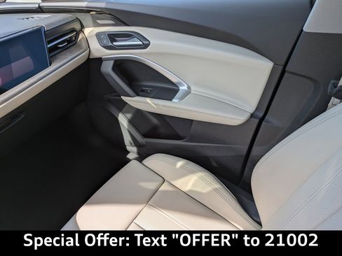 New 2025 Audi Q5 Prestige image 19