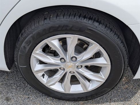 Used 2023 Chevrolet Malibu LT image 29