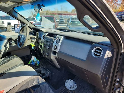 Used 2012 Ford F150 XLT w/ Trailer Tow Pkg image 18
