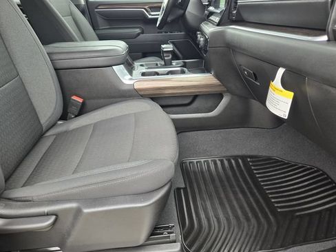 Used 2025 Chevrolet Silverado 1500 LT w/ Texas Edition Plus RWD image 14