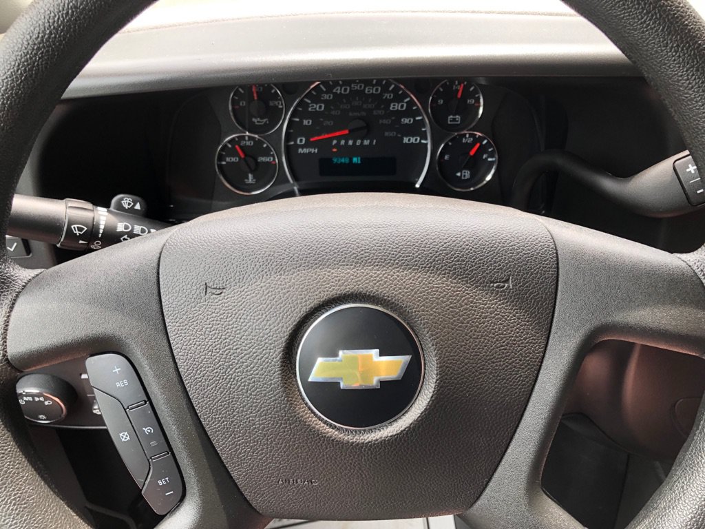 Used 2025 Chevrolet Express 2500 w/ Driver Convenience Package RWD image 30
